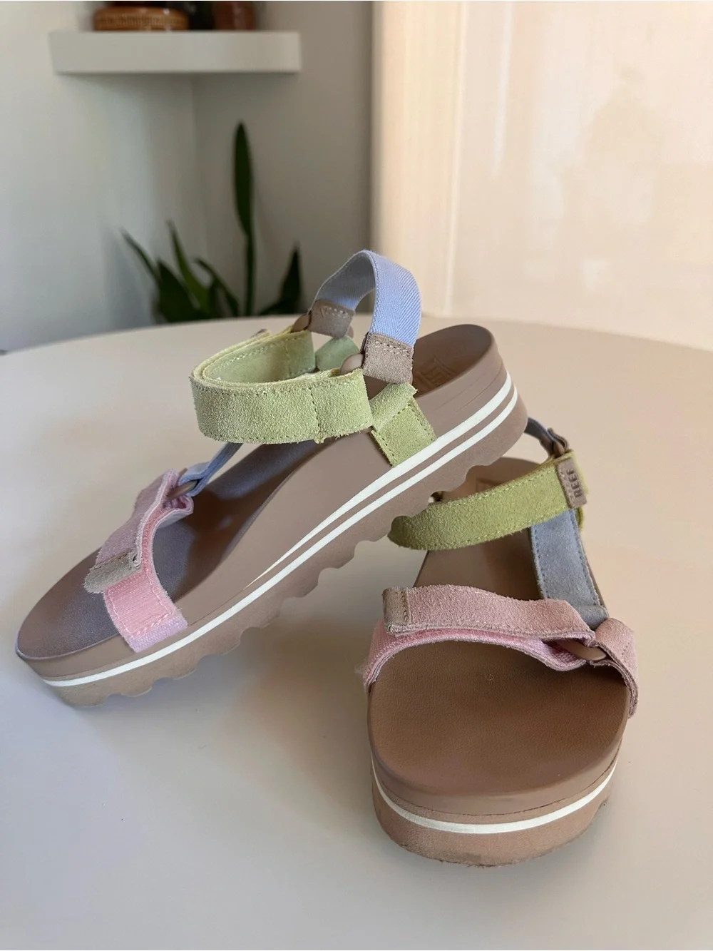Reef Women's Cushion Rem HI Sandals Size 7